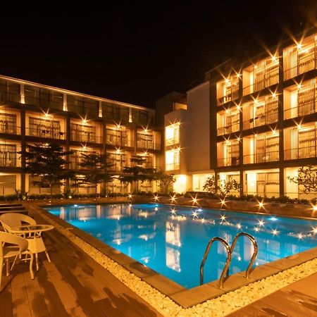 Regent Hotel Mjeik Kültér fotó